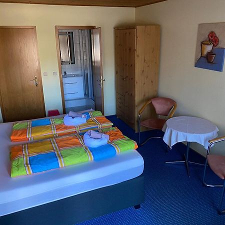 Motel Zur Festwiese Gierstädt Eksteriør billede