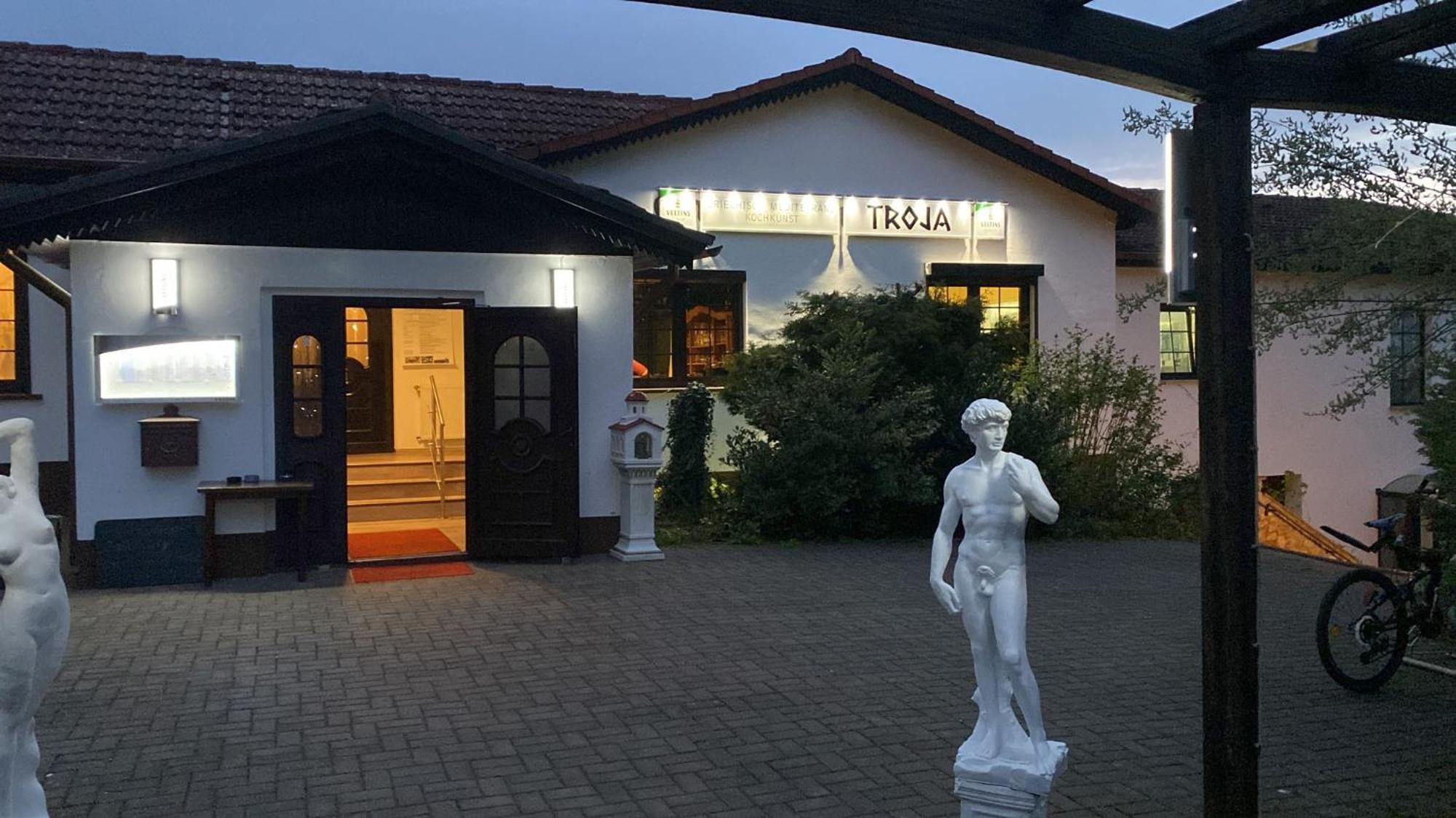 Motel Zur Festwiese Gierstädt Eksteriør billede